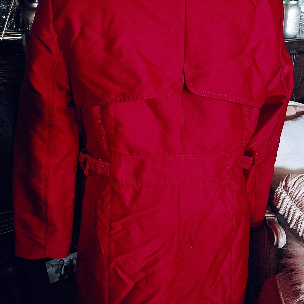 Red Jacket - Picture 3 of 5